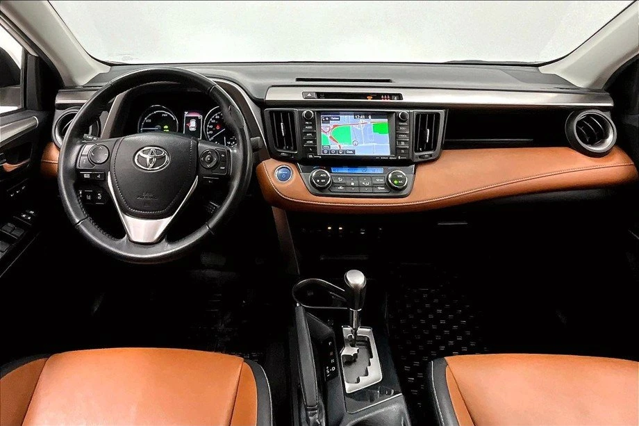 2017 Toyota RAV4 4th Gen - Image 10 of 18