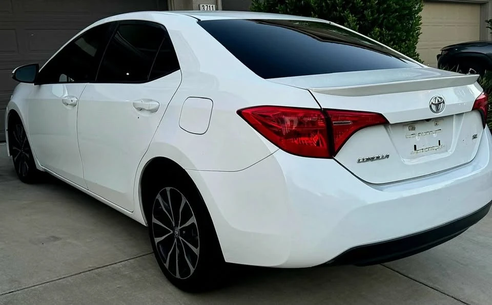 2017 Toyota Camry 7th Gen - Image 4 of 5