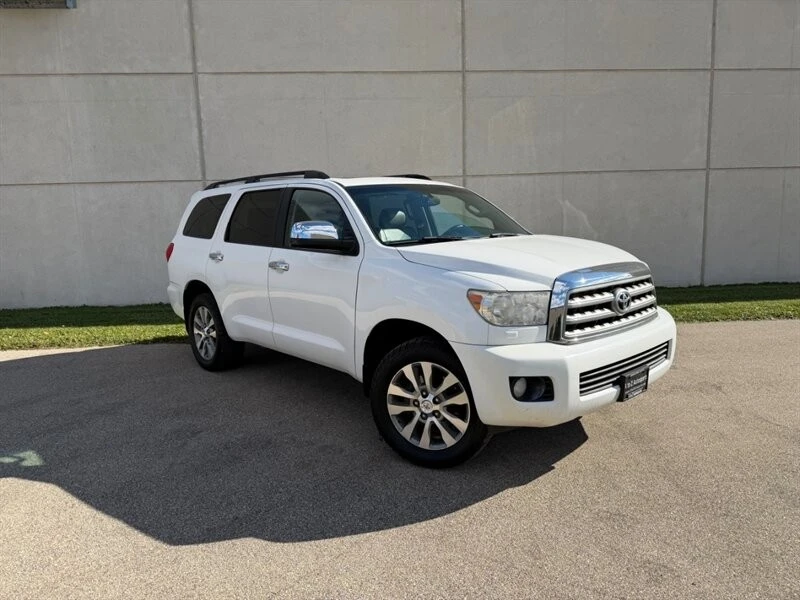 2017 Toyota Sequoia 2nd Gen - Image 2 of 4