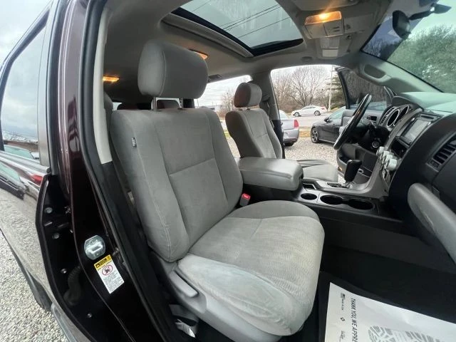 2017 Toyota Sequoia 2nd Gen - Image 20 of 21