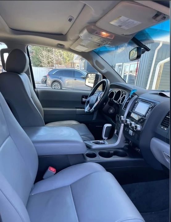 2017 Toyota Sequoia 2nd Gen - Image 4 of 5