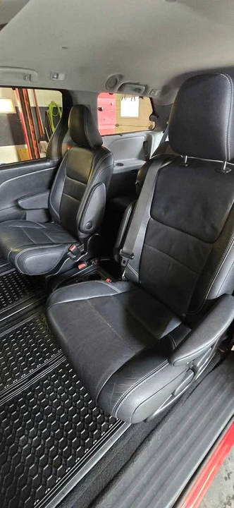 2017 Toyota Sienna 3rd Gen - Image 6 of 15