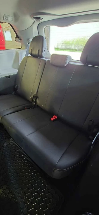 2017 Toyota Sienna 3rd Gen - Image 7 of 15