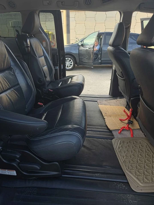 2017 Toyota Sienna 3rd Gen - Image 15 of 15