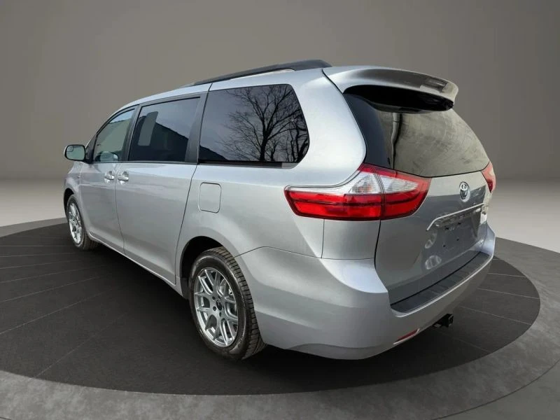 2017 Toyota Sienna 3rd Gen - Image 7 of 12