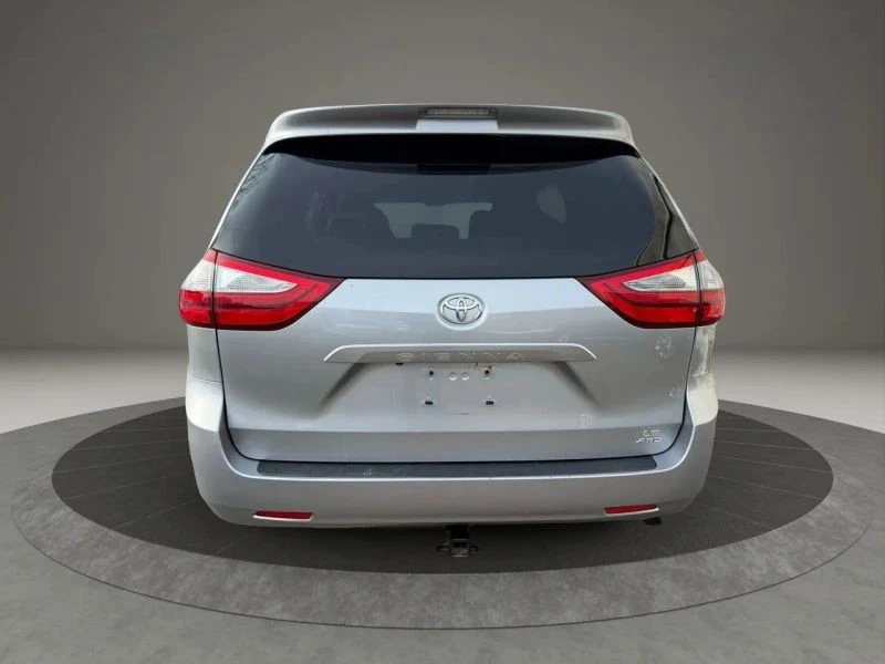 2017 Toyota Sienna 3rd Gen - Image 6 of 12