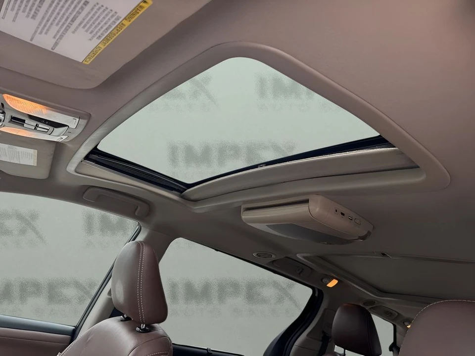 2017 Toyota Sienna 3rd Gen - Image 12 of 21