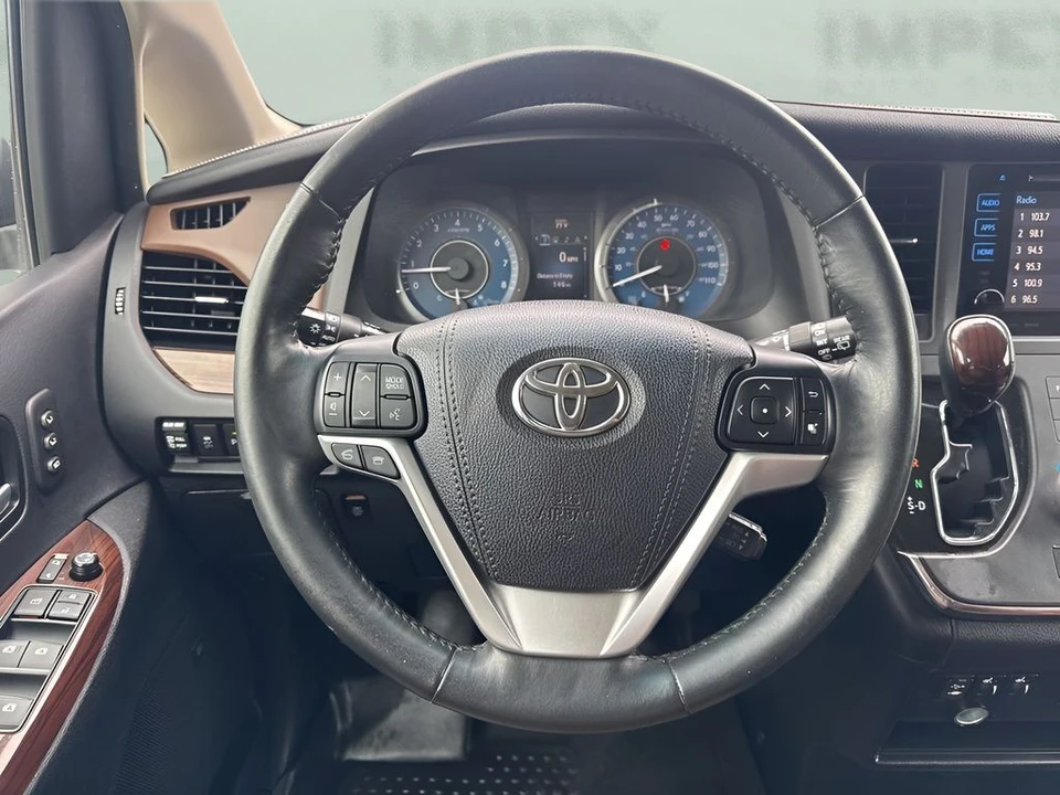 2017 Toyota Sienna 3rd Gen - Image 17 of 21