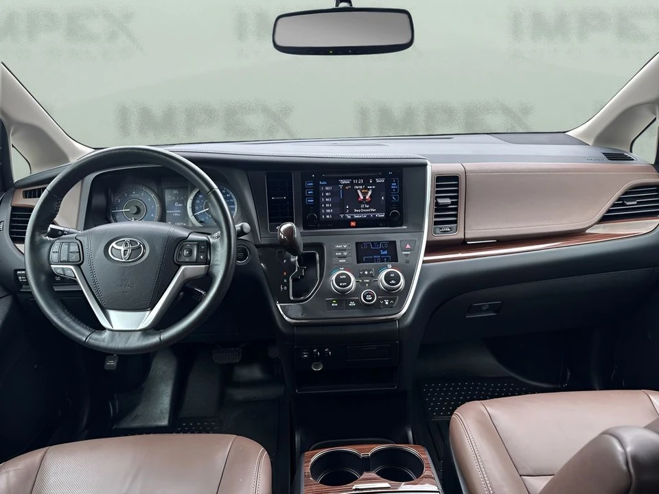 2017 Toyota Sienna 3rd Gen - Image 16 of 21