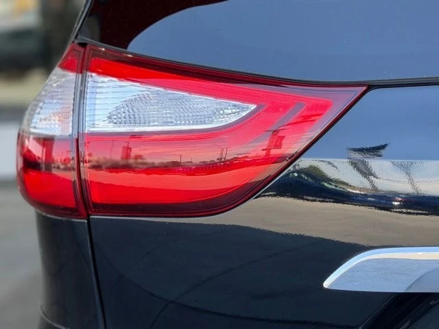 2017 Toyota Sienna 3rd Gen - Image 11 of 21