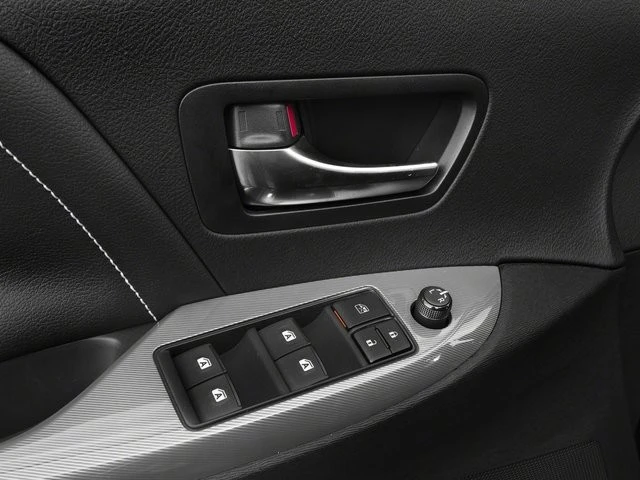 2017 Toyota Sienna 3rd Gen - Image 20 of 20