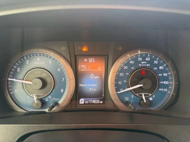 2017 Toyota Sienna 3rd Gen - Image 10 of 12
