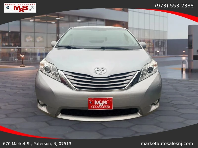 2017 Toyota Sienna 3rd Gen - Image 2 of 12