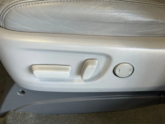 2017 Toyota Sienna 3rd Gen - Image 20 of 21