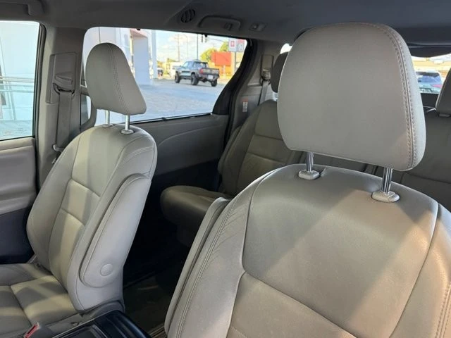 2017 Toyota Sienna 3rd Gen - Image 21 of 21