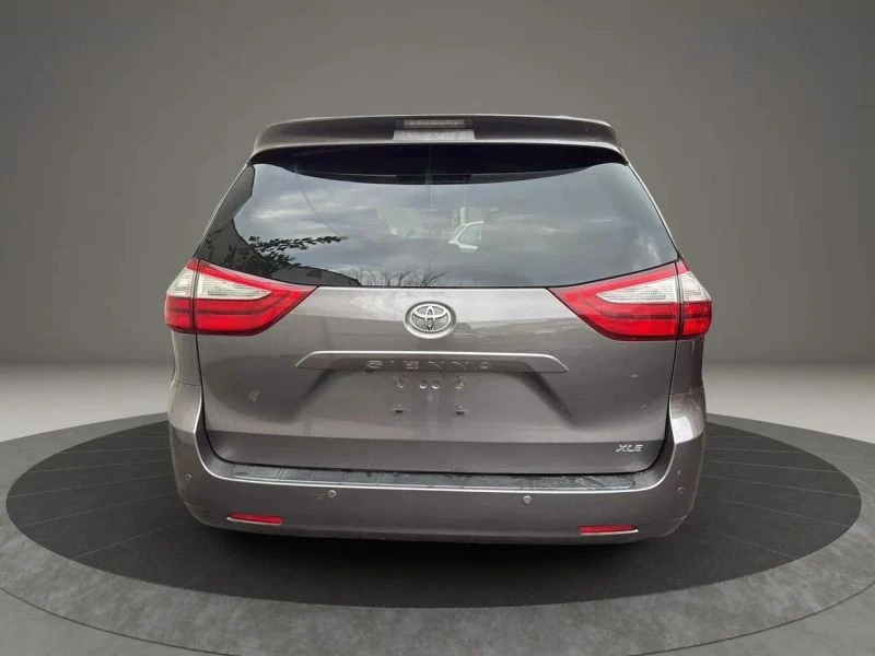 2017 Toyota Sienna 3rd Gen - Image 6 of 12