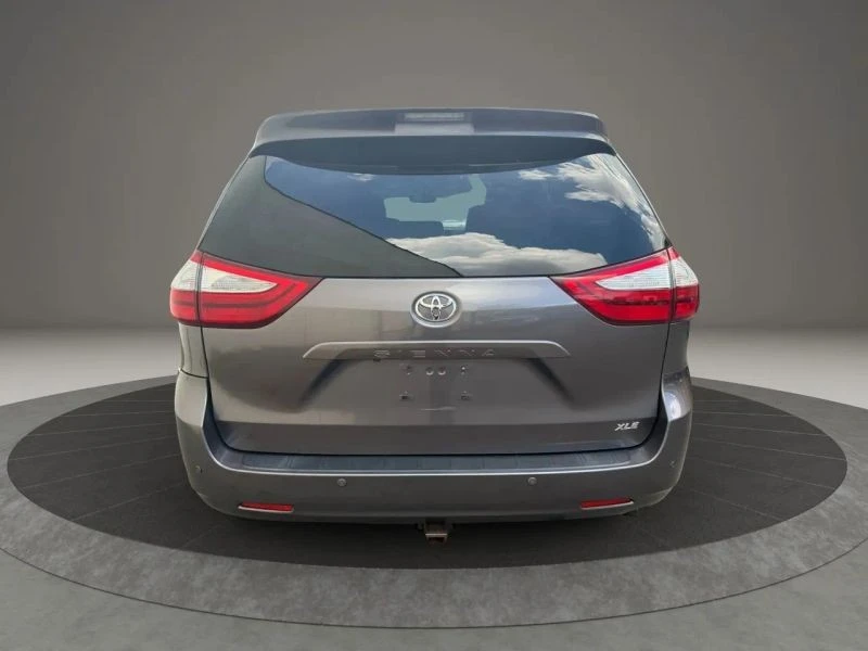 2017 Toyota Sienna 3rd Gen - Image 6 of 12
