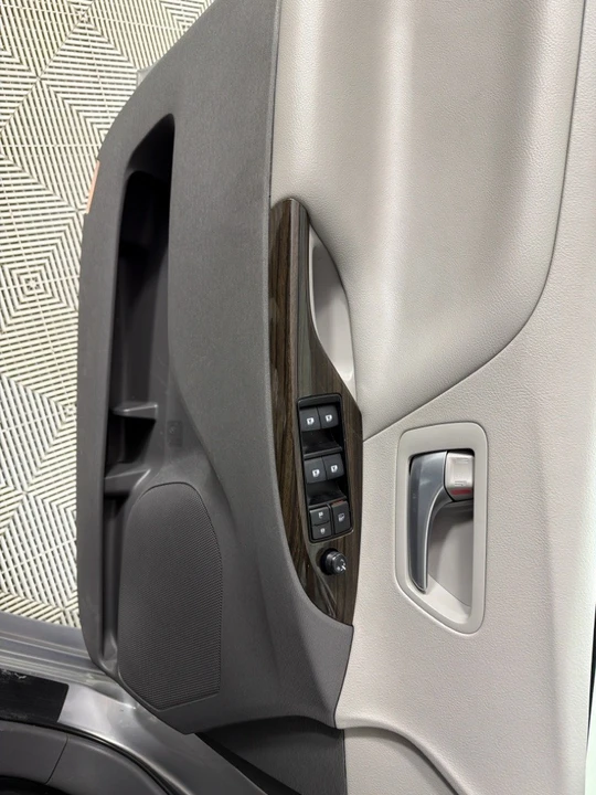 2017 Toyota Sienna 3rd Gen - Image 11 of 21