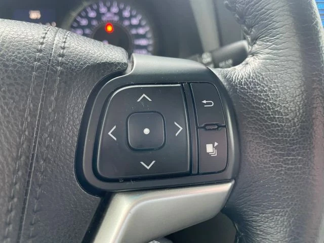 2017 Toyota Sienna 3rd Gen - Image 12 of 21