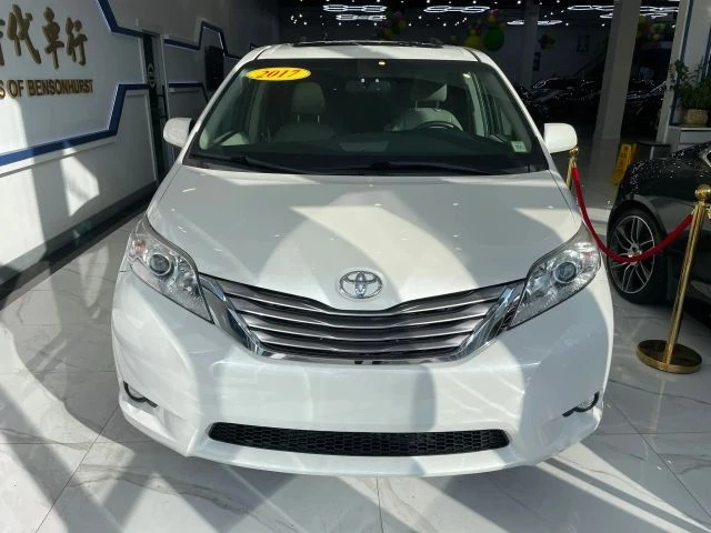 2017 Toyota Sienna 3rd Gen - Image 2 of 21