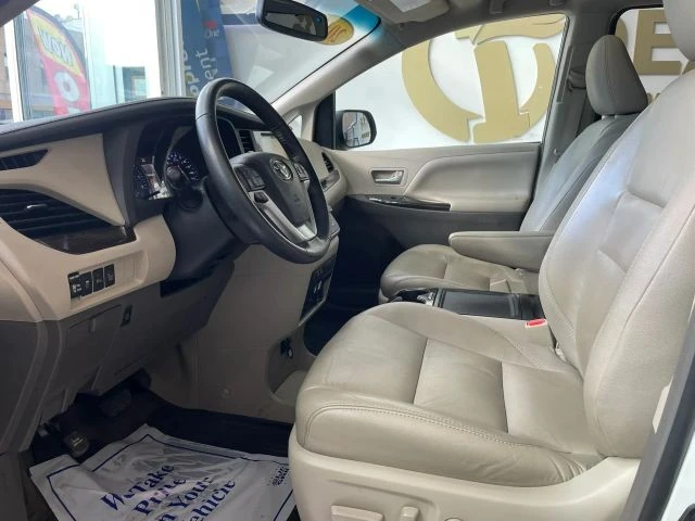 2017 Toyota Sienna 3rd Gen - Image 9 of 21