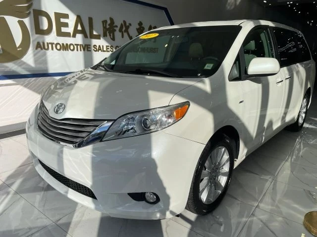 2017 Toyota Sienna 3rd Gen - Image 4 of 21