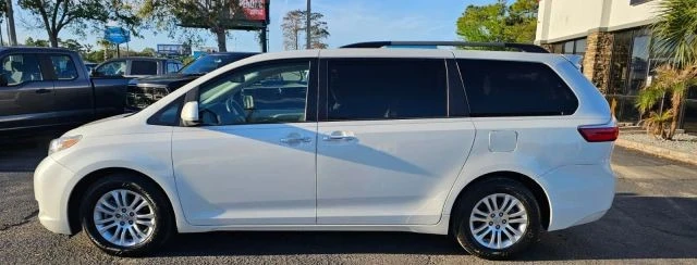 2017 Toyota Sienna 3rd Gen - Image 20 of 21