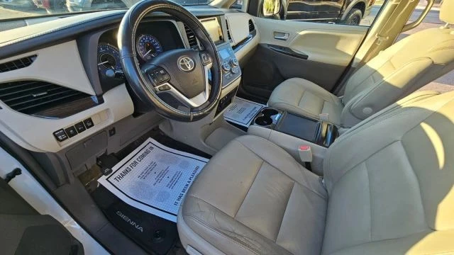 2017 Toyota Sienna 3rd Gen - Image 17 of 21