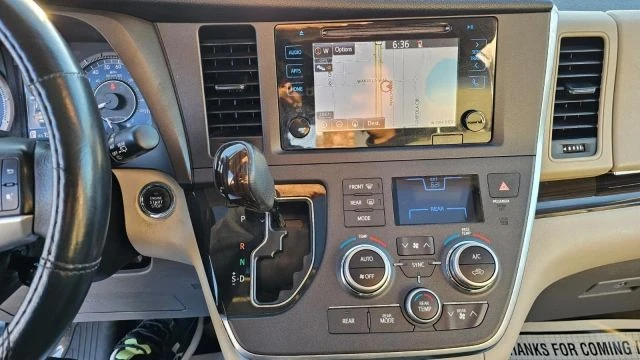 2017 Toyota Sienna 3rd Gen - Image 19 of 21