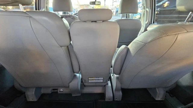2017 Toyota Sienna 3rd Gen - Image 18 of 21