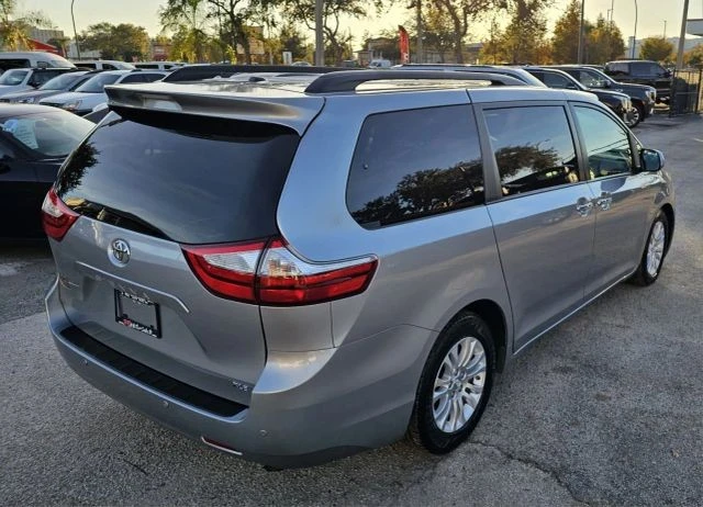 2017 Toyota Sienna 3rd Gen - Image 4 of 21