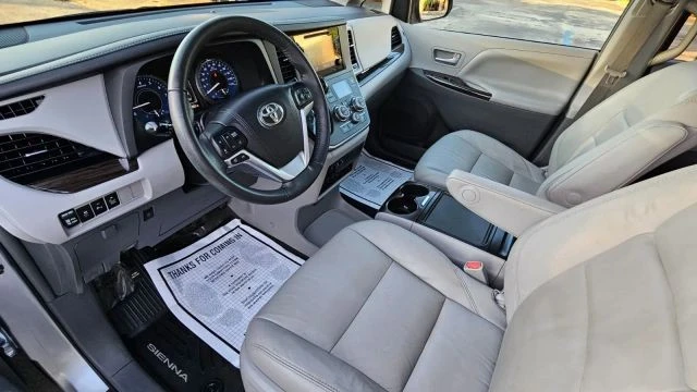 2017 Toyota Sienna 3rd Gen - Image 11 of 21
