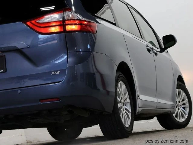 2017 Toyota Sienna 3rd Gen - Image 8 of 21