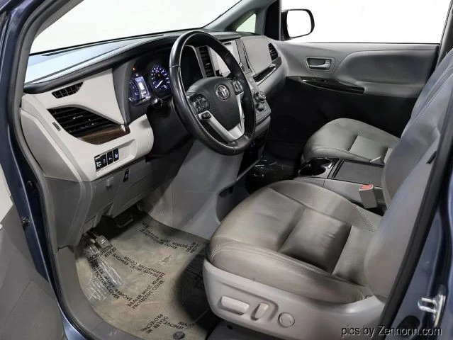 2017 Toyota Sienna 3rd Gen - Image 12 of 21