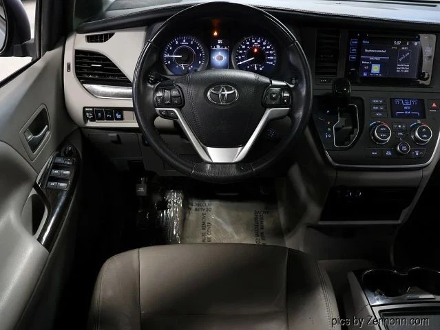 2017 Toyota Sienna 3rd Gen - Image 17 of 21
