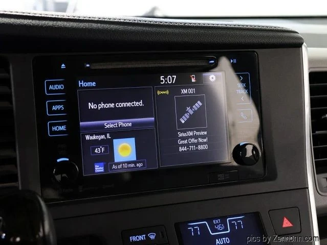 2017 Toyota Sienna 3rd Gen - Image 20 of 21