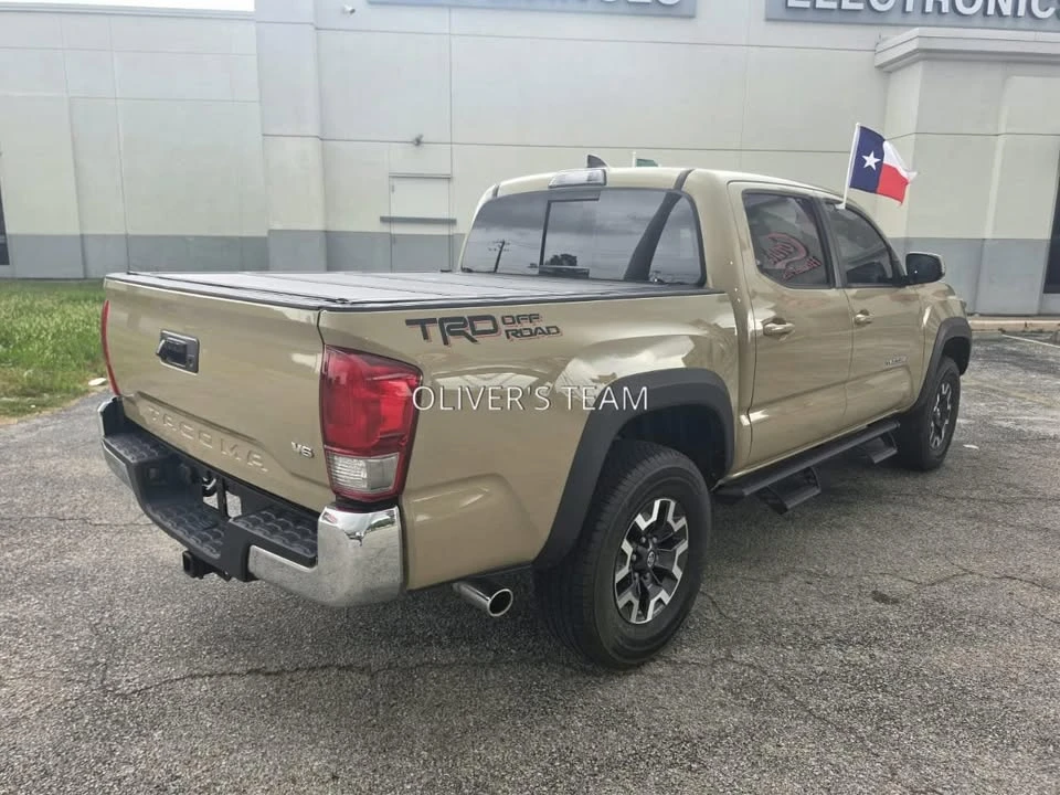 2017 Toyota Tacoma 3rd Gen - Image 2 of 4