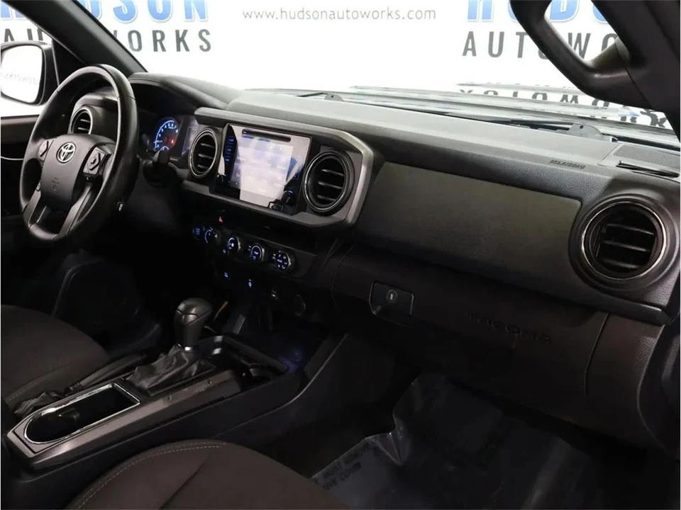 2017 Toyota Tacoma 3rd Gen - Image 31 of 31