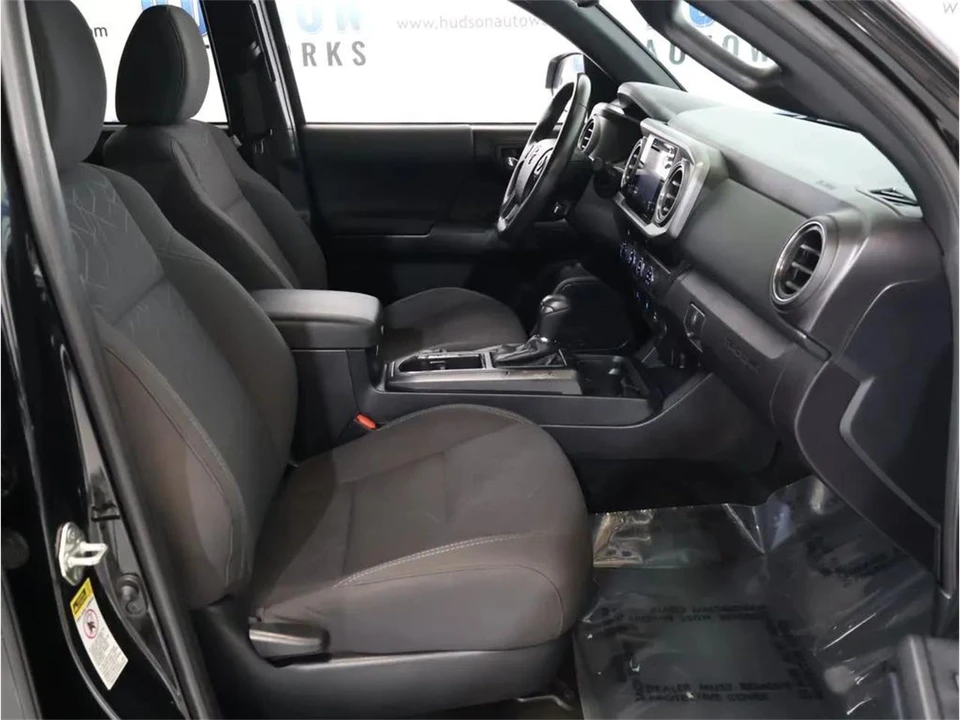 2017 Toyota Tacoma 3rd Gen - Image 29 of 31