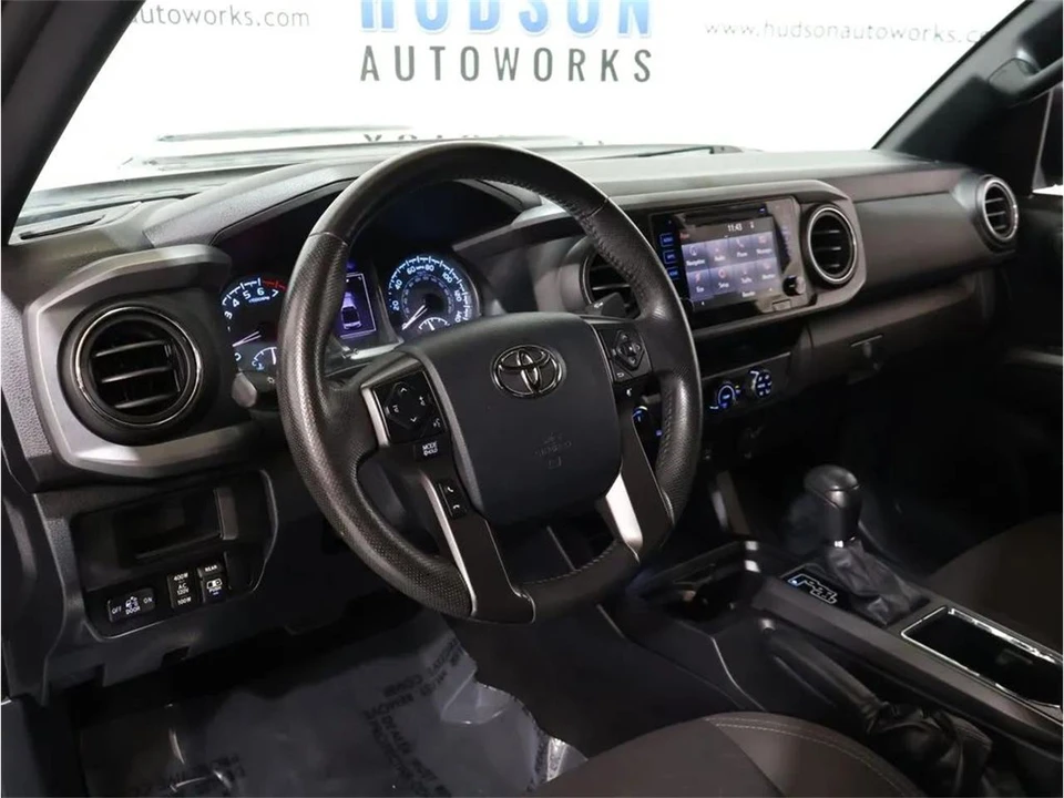 2017 Toyota Tacoma 3rd Gen - Image 12 of 31