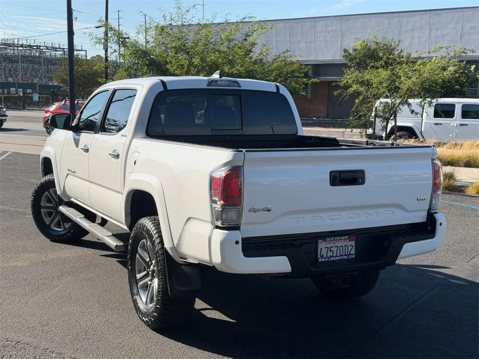2017 Toyota Tacoma 3rd Gen - Image 7 of 25