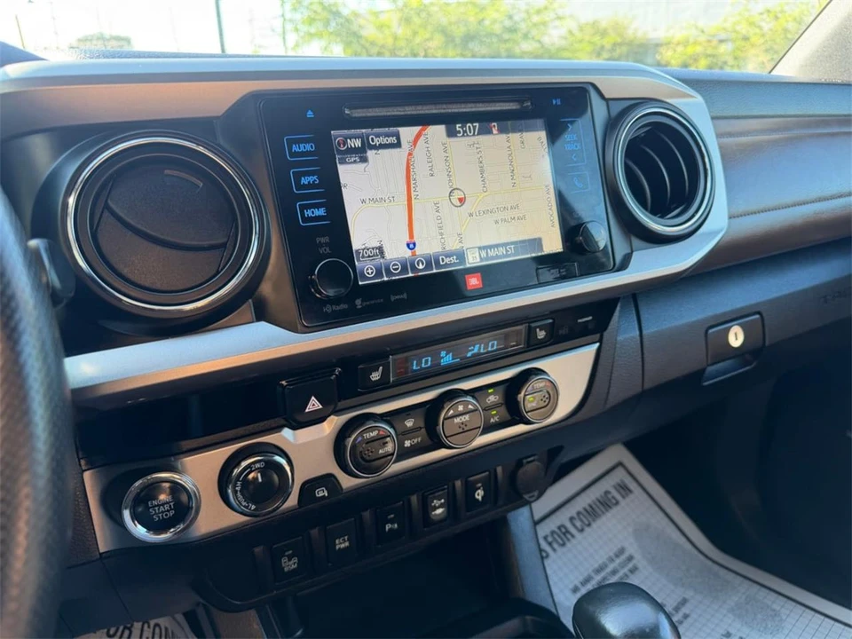 2017 Toyota Tacoma 3rd Gen - Image 19 of 25