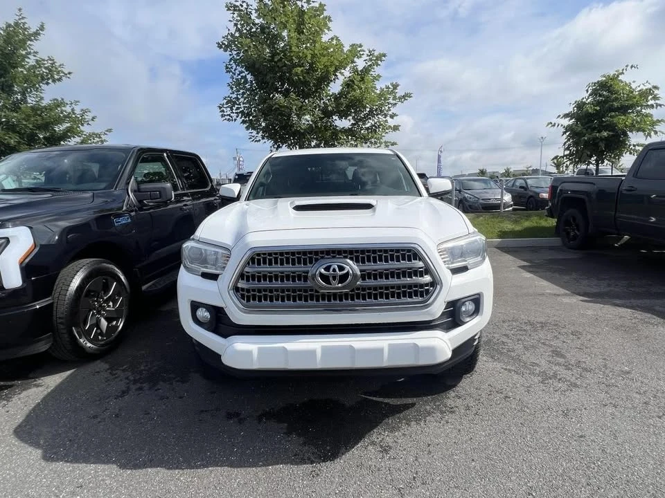 2017 Toyota Tacoma 3rd Gen - Image 3 of 18