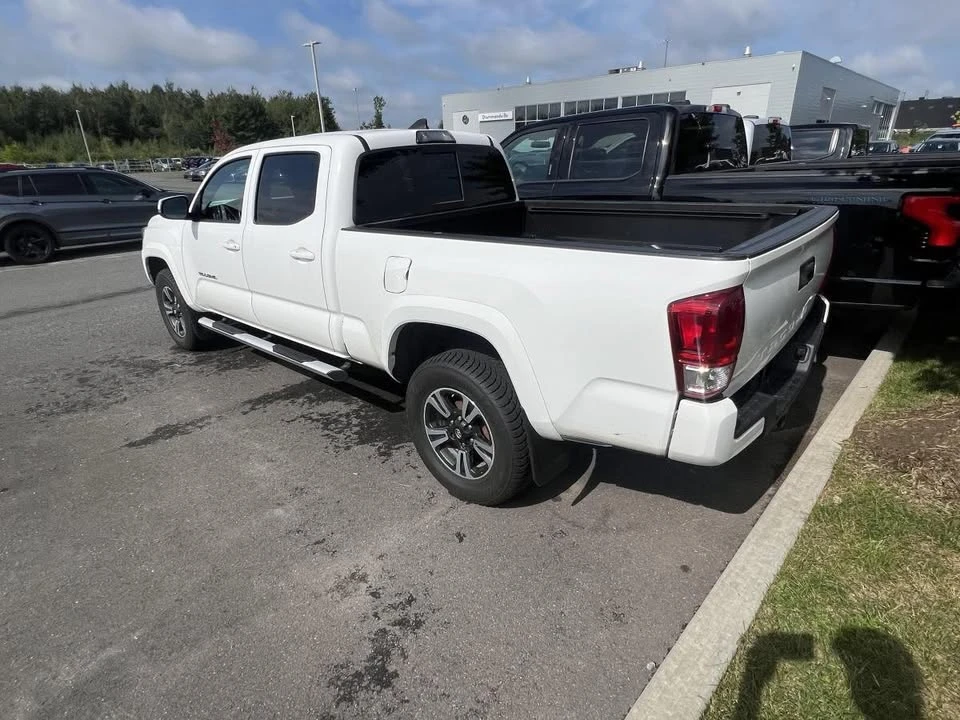 2017 Toyota Tacoma 3rd Gen - Image 13 of 18