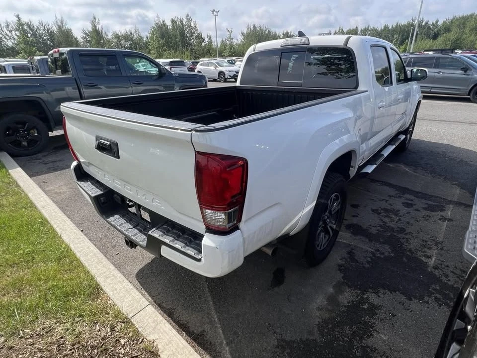 2017 Toyota Tacoma 3rd Gen - Image 11 of 18