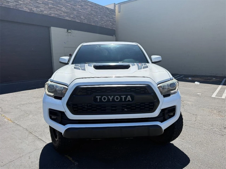 2017 Toyota Tacoma 3rd Gen - Image 5 of 27