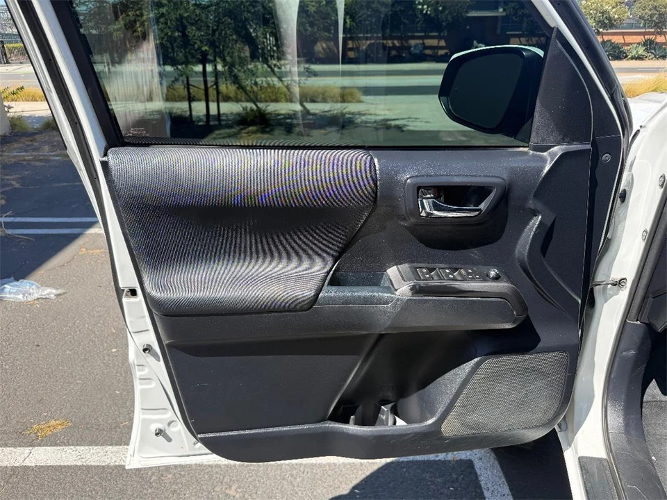 2017 Toyota Tacoma 3rd Gen - Image 12 of 27