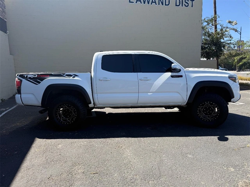 2017 Toyota Tacoma 3rd Gen - Image 7 of 27
