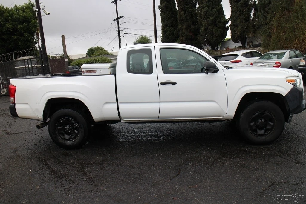 2017 Toyota Tacoma 3rd Gen - Image 7 of 21