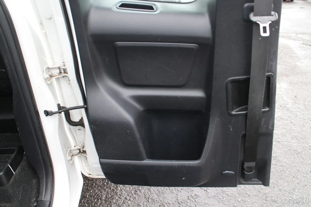 2017 Toyota Tacoma 3rd Gen - Image 17 of 21